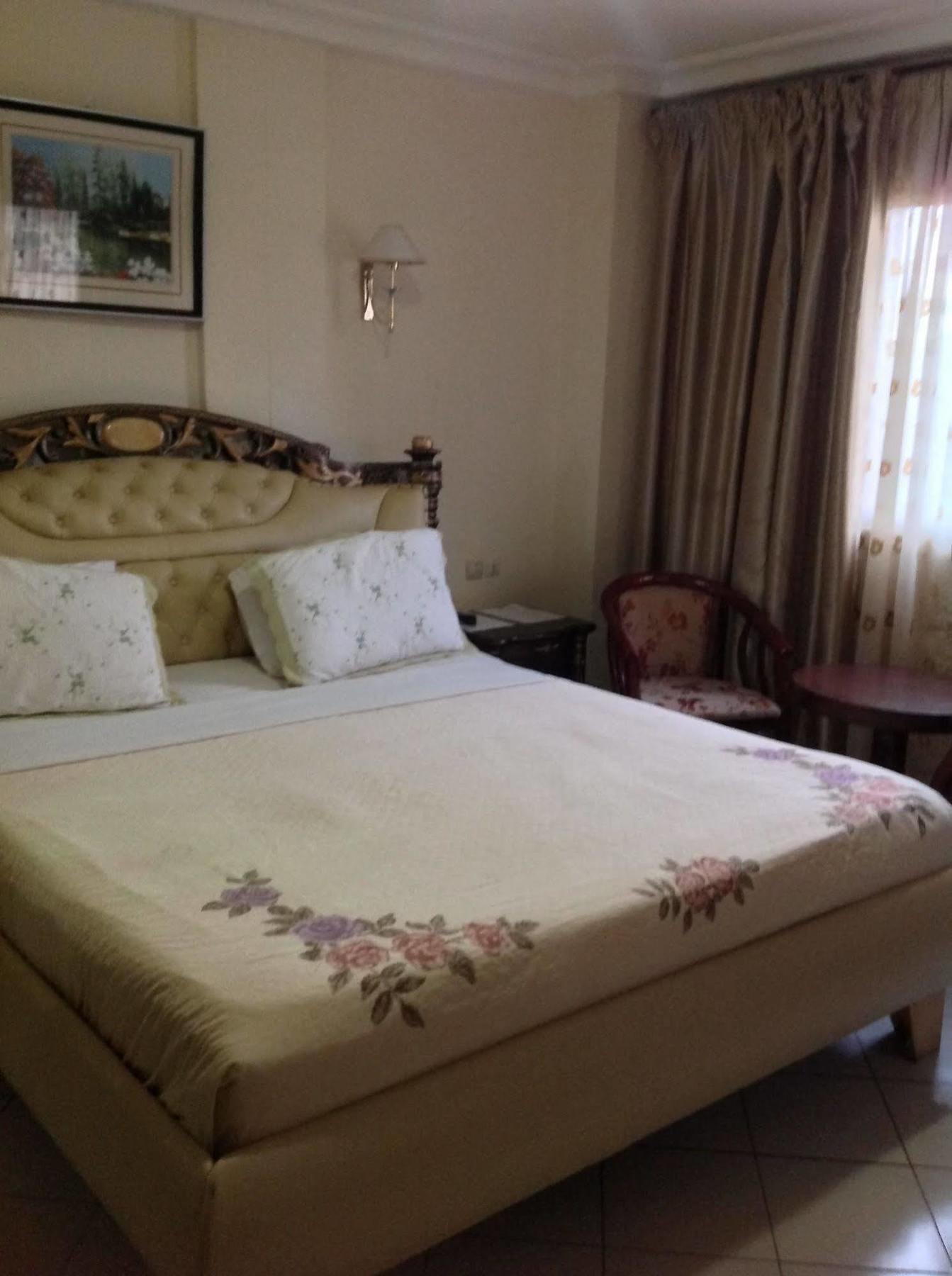Faso Hotel Ouagadougou Eksteriør billede